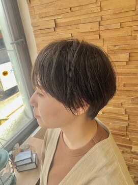 エミー(aimee) 大人ショート