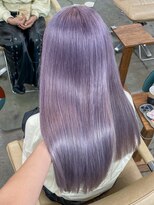 プネル 渋谷(PUNEL) ラベンダーアッシュ / ハイトーンカラー / 艶感ストレート