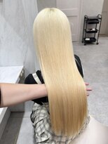 ロンド レア 天神大名店(Lond Le’a) ホワイトブロンド/イメチェンヘアスタイル/ホワイトブロンド