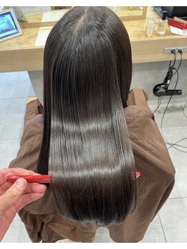 アース 若葉台店(EARTH) 【若葉台】20代女性のうねり解決！ダメージ抑えたコスメ縮毛矯正