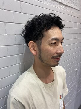 イロプラス( IRO+) アップバングパーマ