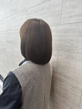 ルムーン ナガクテ(roomoon NAGAKUTE) つややかイルミナカラーで褪色もキレイに♪