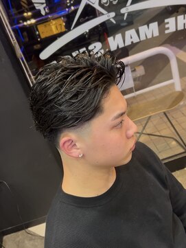 バーバースタイルクラブフォー(BARBER STYLE CLUB 4) ニュアンスパーマ ツーブロック