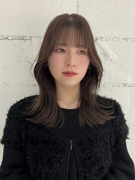 ヨーク(YOKE) ミディアムレイヤーくびれミディアムくびれヘアヘーゼルベージュ