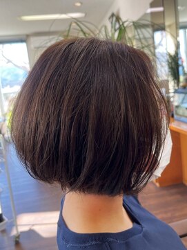 ラエール(La ailes) ミニボブ