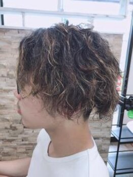 ダブル ヘア ルーム(W hair room)の写真/幅広い客層に支持される人気のサロン！再現度の高いメンズカットが人気で男性のお客様も多数ご来店◎