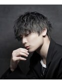 黒髪スパイラルマッシュ