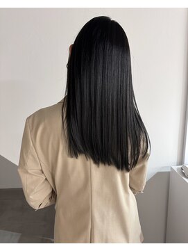 シアー(siar) ブルーブラック　切りっぱなしロング