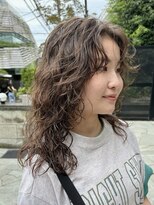 ナループロアオハナ(Nalu pu loa ohana)&nbsp;レイヤーパーマ/ロングパーマ/パーマ/オリーブブラウン/表参道