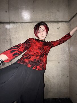 ヴァイス 新宿店(VAICE) レッド