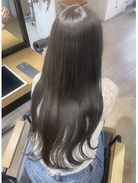カリーナコークス 原宿 渋谷(Carina COKETH) くすみオリーブグレージュ♪