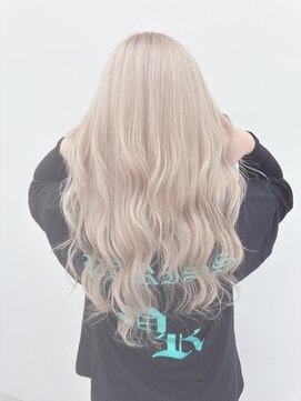 ロサ ファイブヘアー(Rosa..5Hair) ギャルさ全開！ホワイトブロンド！