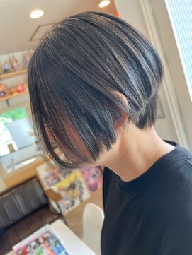 ヘア メイク ココ(hair make coco) 縮毛矯正を施しよりシャープに♪♪
