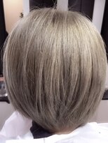 キュアート ヘアアンドメイク(CUART Hair&Make) シルキーアッシュ(ダブルカラー)