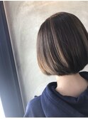 スモーキーブラウン×丸みショート