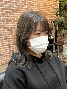 ヴィップルーム(viproom) イメチェン/アッシュブラウン/フェミニン/モード/束感/四街道