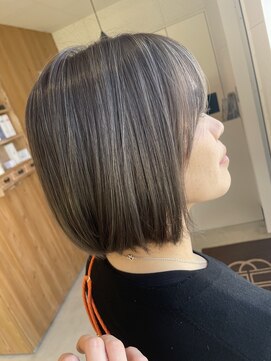 ヘアサロン トゥーシー(2C) 白髪ぼかしグレージュハイライト