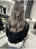 【梅田】ホワイトバレイヤージュバレイヤージュベージュカラー