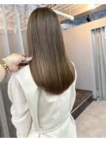 カミエ(kamie)&nbsp;＊透明感ハイトーンベージュ 馴染むハイライト 三宮美容室 神戸