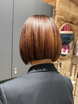 ベイショア(Bay Shore NY) オレンジブラウン/切りっぱなしボブ