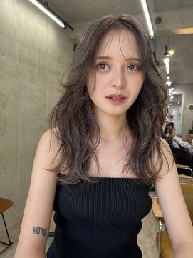 ソルトウォーター(SALT WATER) ベージュ/ハイトーン/グレージュ　恵比寿/代官山