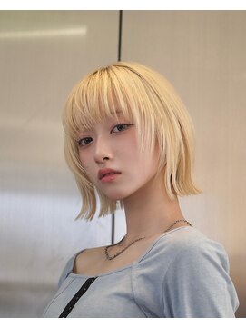 ジョエミバイアンアミ(joemi by Un ami) レイヤーボブ/ブロンドベージュ