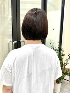 エブリ(evri) 「evri」あごラインボブ　ボブ　ワンカールボブ　ショートボブ