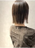 【毛先ブリーチデザインボブ】