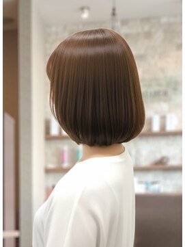 ナトゥーラ 岡崎店(Natura) 艶ボブ