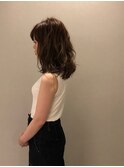 モテ髪　ミディアムレイヤー