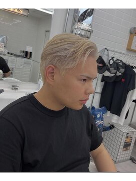 ダムディートウキョウ 心斎橋店(DAMDEE TOKYO) ハイトーンブリーチ