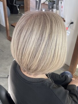 ルオン(Luon.) 白髪活かしハイトーンカラー【Luon./ルオン/東松山】