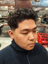 スリーセント 栄(3/cent)&nbsp;仏陀パーマ/ブッダパーマ/フェードカット/スパイキーショート