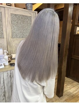 モアムー(Moremuu) 【りえ】シルバーカラー