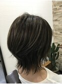 ショートボブ/ニュアンスカラー/センターパート/ブルージュ
