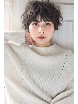 ロイジー(roijir) roijirイルミナインナーカラーxスパイラルxセンシュアルショート