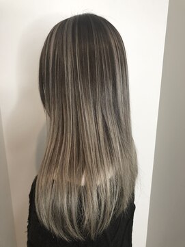 ナンバー(number+) 20代30代40代ハイライト外国人風カラープラチナアッシュ