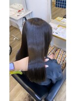 イオエ(ioe)&nbsp;黒髪/ボブルフ/ネビージュ/小顔/ワンレン/髪質改善/グレージュ