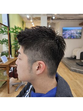 タスクヘアー(task hair) 刈り上げソフトモヒカンベリーショート