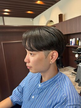 シス(sisu)の写真/【豊橋/シンプルでお洒落に】ON/OFF楽しめる万能スタイルをご提案◎美容院が苦手な方も通いやすい雰囲気♪