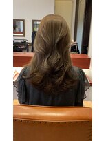 マーリャヘアー(mallia hair)&nbsp;レイヤースタイルレイヤーカットロングレイヤー小顔スタイル