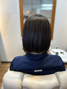 リヨン(.Lyon) ボブ/学生