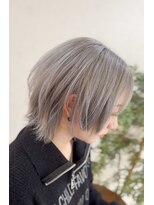 ティグル テンジン(TIGRE tenjin)&nbsp;ホワイトシルバー、グレー、韓国ウルフ、中華風、レイヤーカット