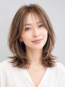 サンタフェ 岡崎店(Santa'Fe)の写真/大人かわいいレイヤーカット&白髪ぼかしカラーで垢抜けた印象に◎綺麗な髪でいつまでも若々しい印象に◇