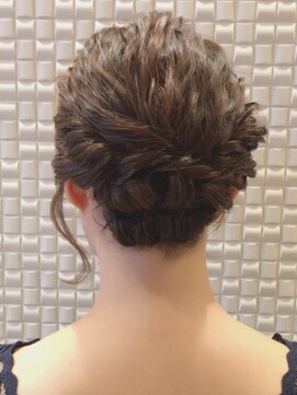 オリーブスバイネオリーブ(Olive's by neolive) 【新宿 neolive】肩上ボブでもアップは出来ます☆