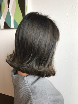 スヴァーゴ ヘアー svago hair 切りっぱなしボブ