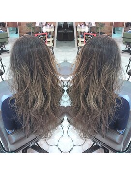 プラーチェ 古淵店(Plaatje) バレイヤージュ × ハイライト シャドールーツ