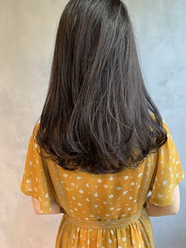 キチ(kichi.) [kichi.] セミロング×ソフトグレージュ