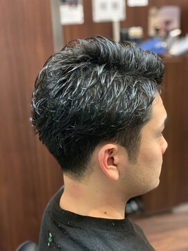 ヒロギンザ 新橋店(HIRO GINZA) ツーブロック刈上げ 理容室 顔剃り