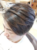 ヘアサロンアンドヘアメイクディー(hair salon hair make D)&nbsp;仙台D　グレイ白髪ぼかしバレイヤージュマッシュボブひし形style